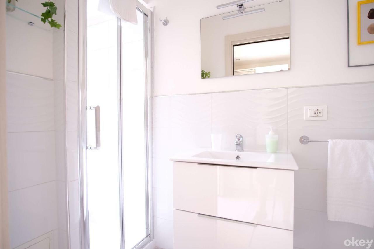 Charme & Chic Studios - Bari Centro ภายนอก รูปภาพ